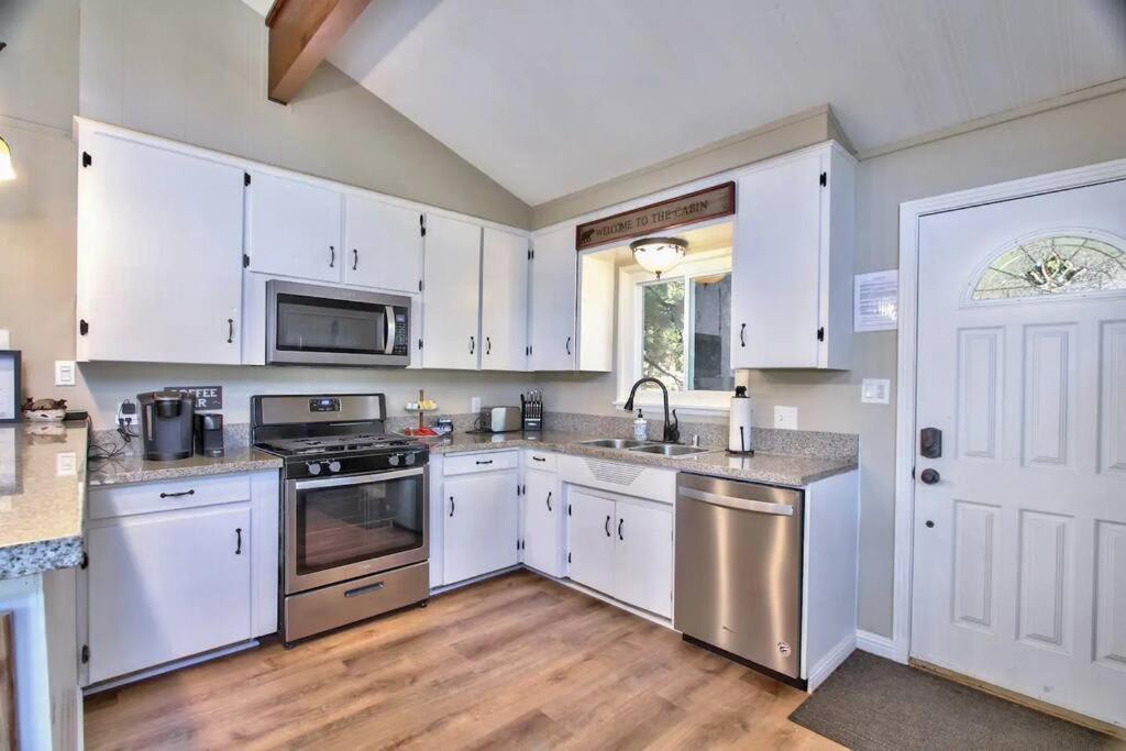 Chalet Monterey W/Hot Tub - Big Decks/Bbq Villa Big Bear Lake Ngoại thất bức ảnh